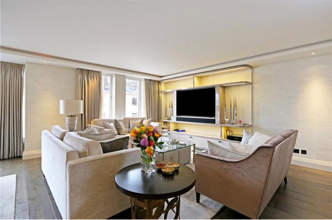 Apartment in Belgravia, Westminster, England 1 - 16734597