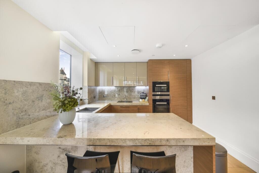 Wohnung in WC2, Westminster, England 4 - 16735483
