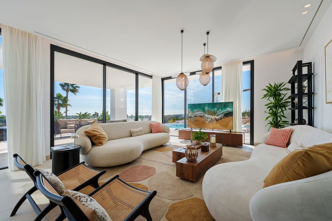 Villa in Benahavis, Andalusia, Spain 5 - 16734098