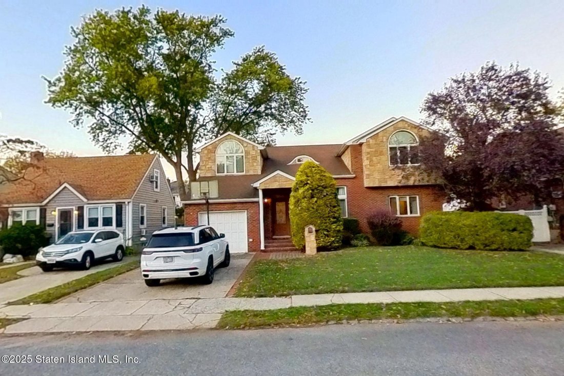 House in New York, New York, United States 1 - 16730358