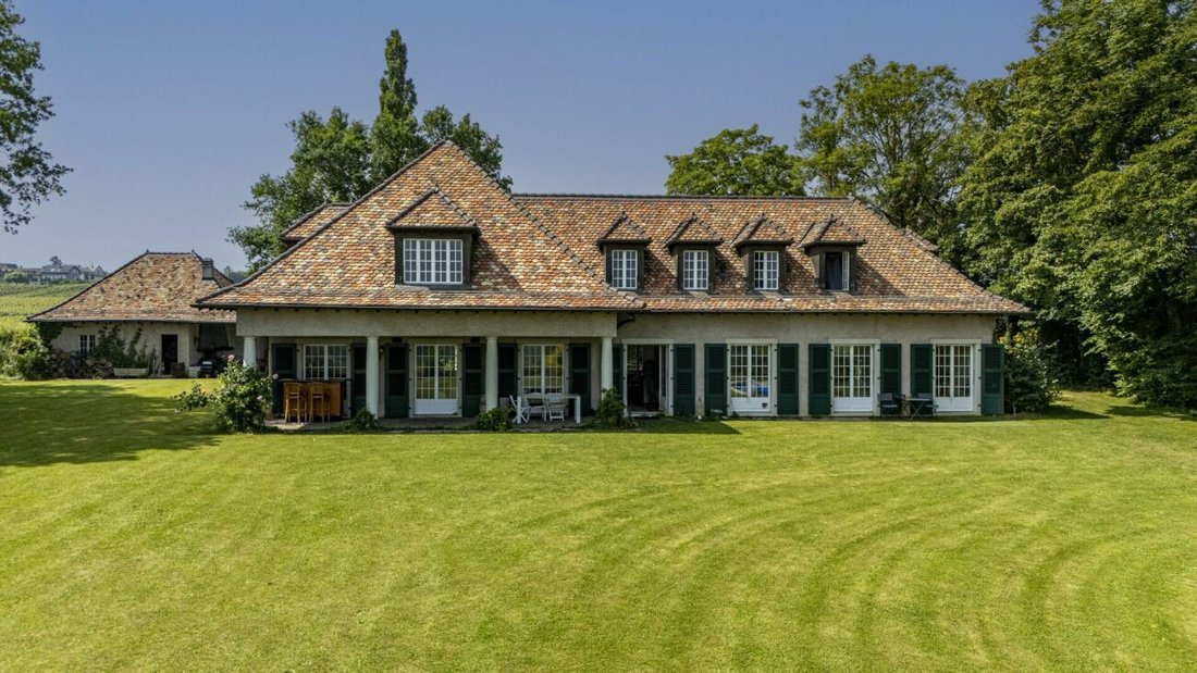 Casa a Etoy, Vaud, Svizzera 2 - 16734591