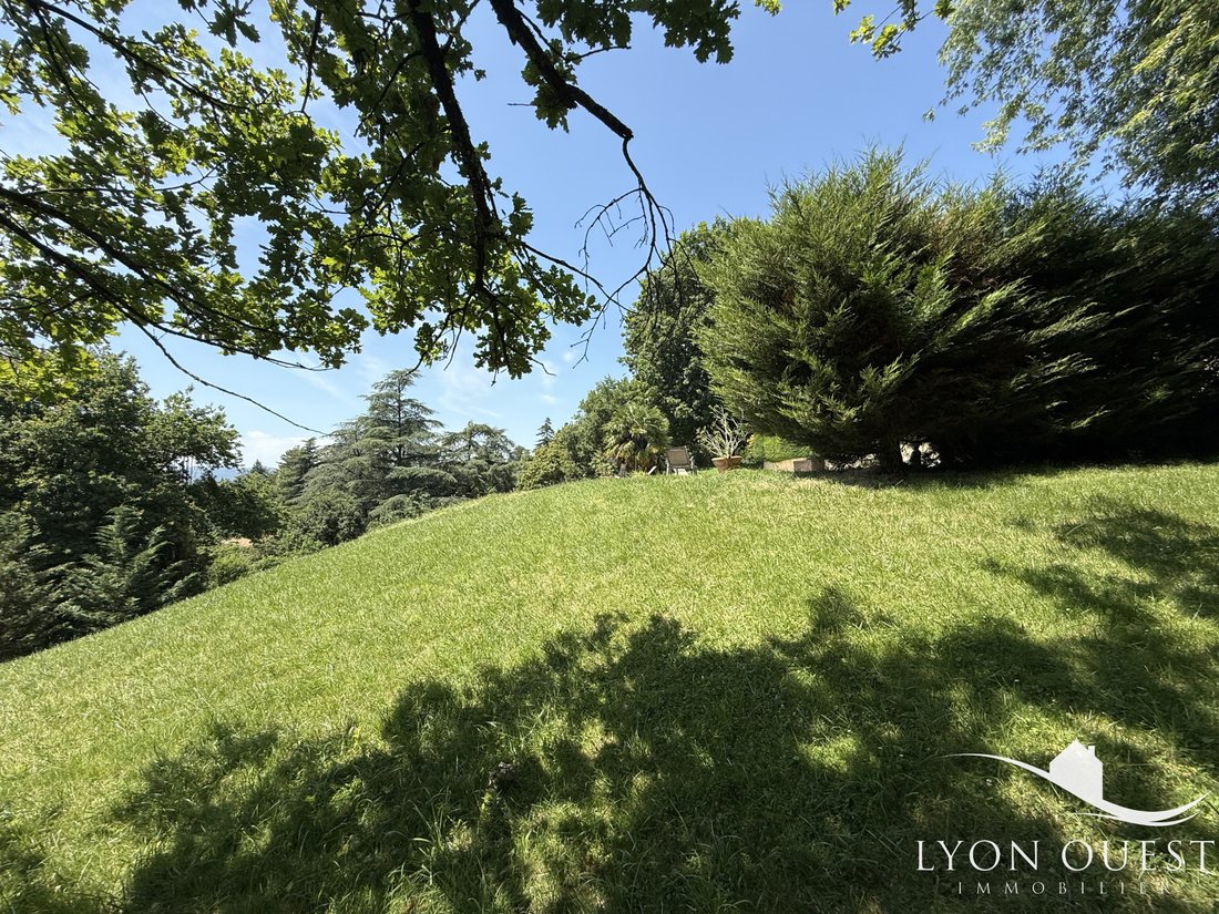 Land in Charbonnieres-les-Bains, Auvergne-Rhône-Alpes, France 5 - 16730660