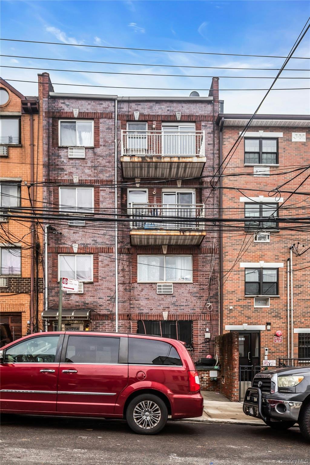 New York, New York, United States 1 - 16736083