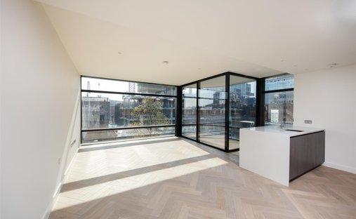 Apartment in EC2, Islington, England 1