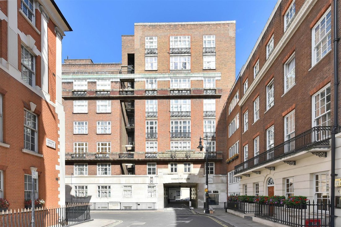 Apartment in Piccadilly, Westminster, England 5 - 16734986