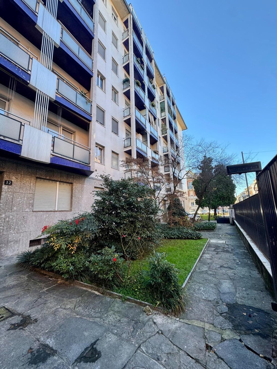 Apartment in Romagna, Milan, Italy 5 - 16735078
