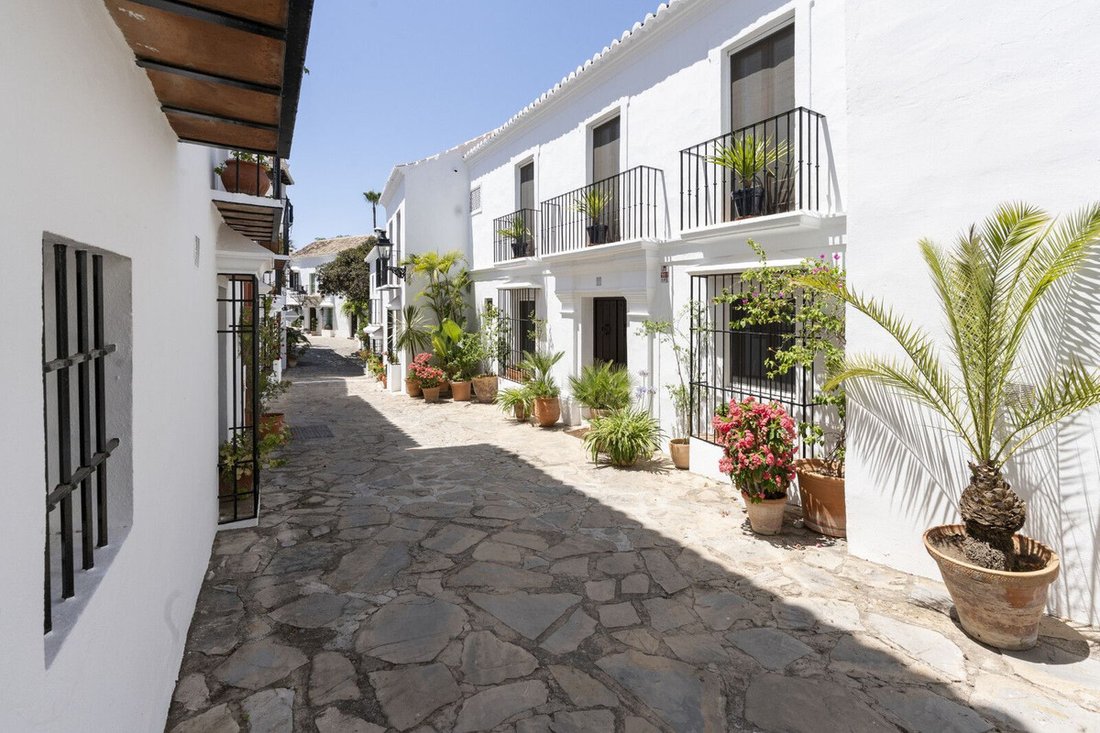 House in Puerto Banus, Marbella, Spain 2 - 16722724