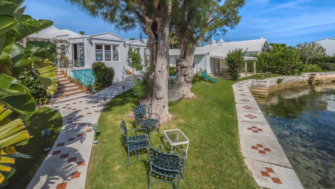 House in Mount Pleasant, Paget Parish, Bermuda 2 - 16737388