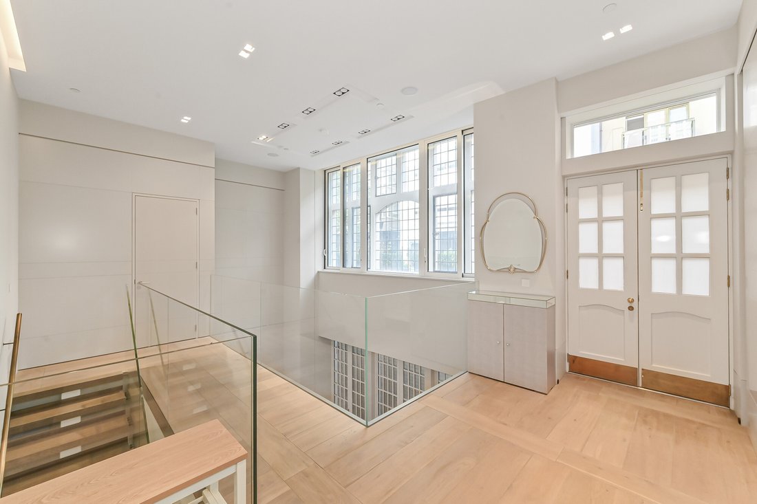 Appartamento a Fitzrovia, Camden, Inghilterra 3 - 16734858