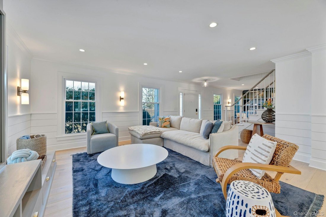 House in Southold, New York, United States 5 - 16736097