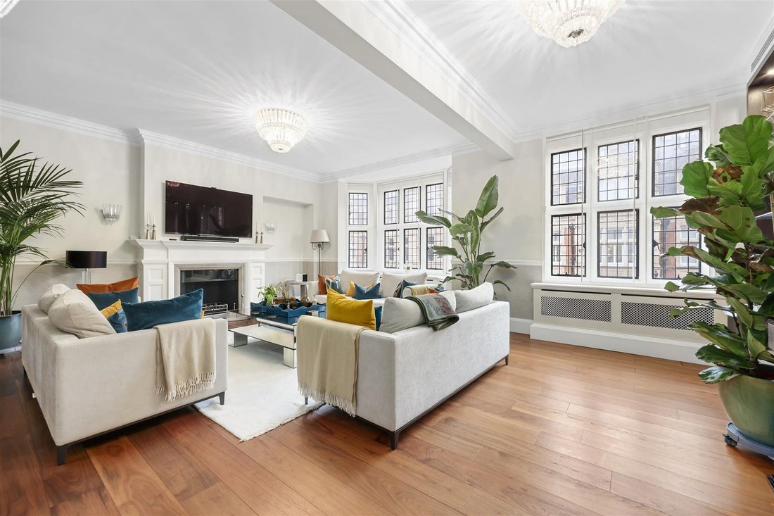 Apartment in Mayfair, Westminster, England 5 - 16735094