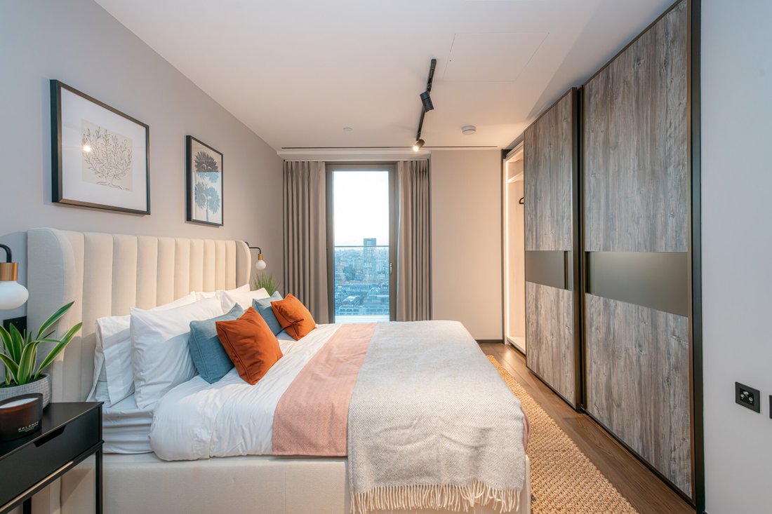 Apartment in EC2, England 3 - 16734969