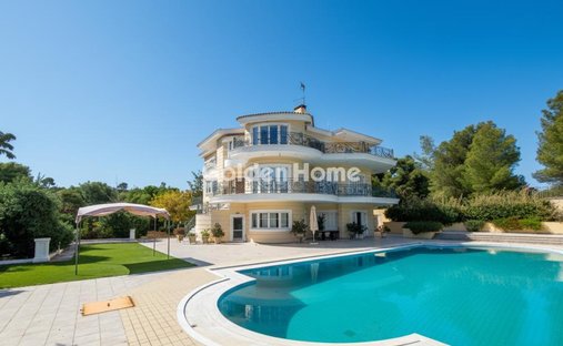 House in Oropos, Attica, Greece 1