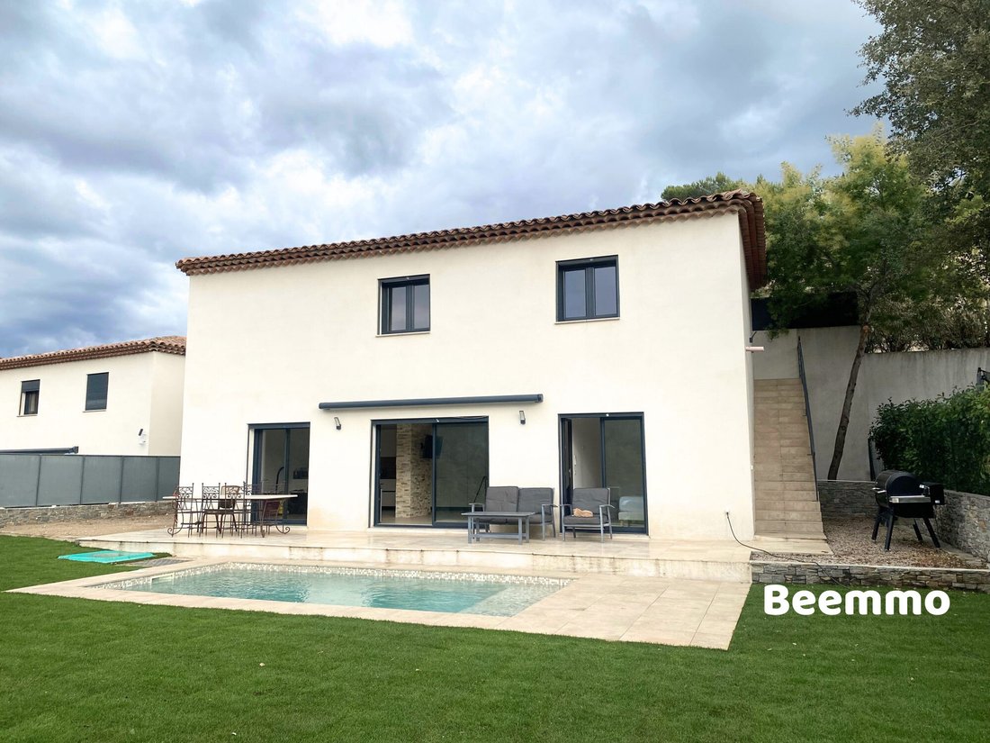 Villa in Auribeau-sur-Siagne, Provence-Alpes-Côte d'Azur, France 1 - 16737240