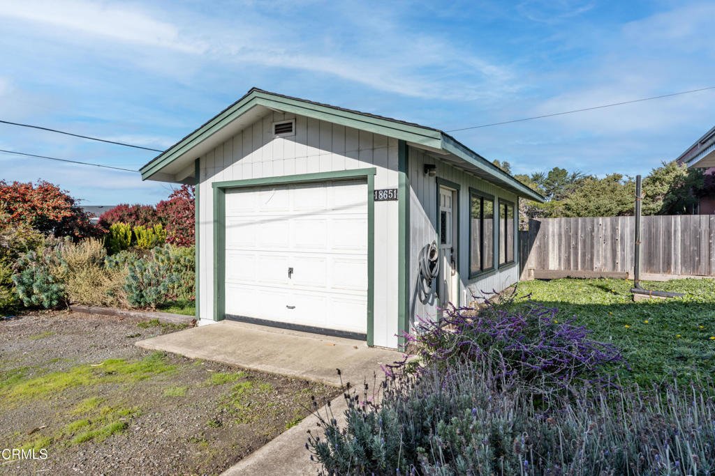 Fort Bragg, California, United States 4 - 16736038