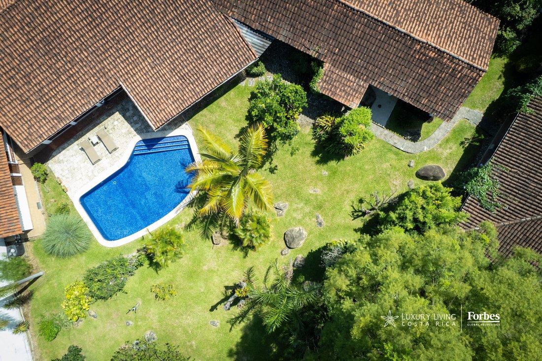 House in San Rafael de Escazú, San José Province, Costa Rica 2 - 16736771