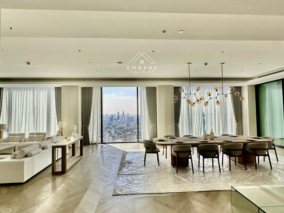 THE RAREST PENTHOUSE ON LUMPINI PARK FRONTLINE