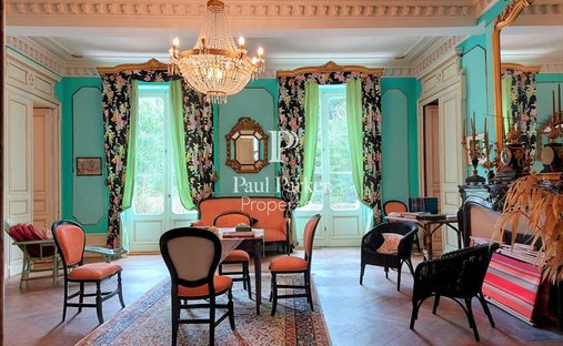 Agen Charming Estate With Manor House, Caretaker's House, Barn For Events, River, Lake 19 Hectares