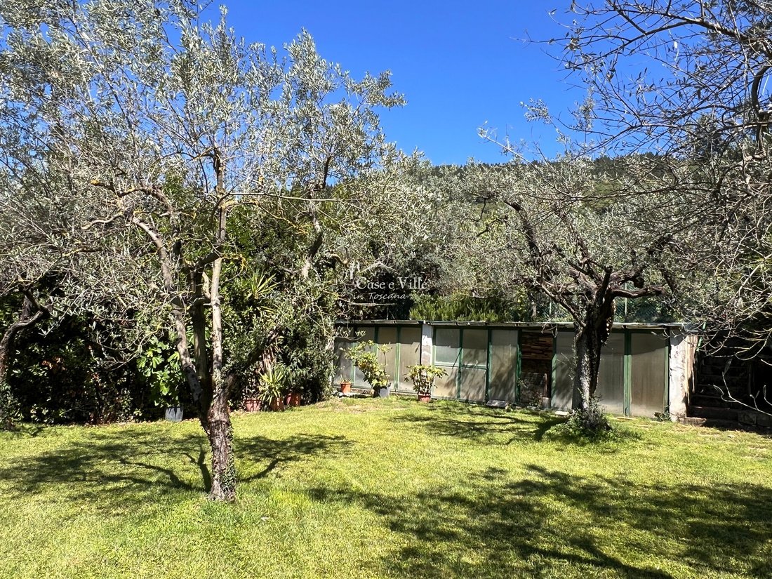 Villa in Historic Center, Prato, Tuscany 4 - 15743650