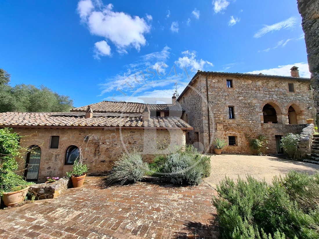 Villa in Sovicille, Tuscany, Italy 3 - 16738507