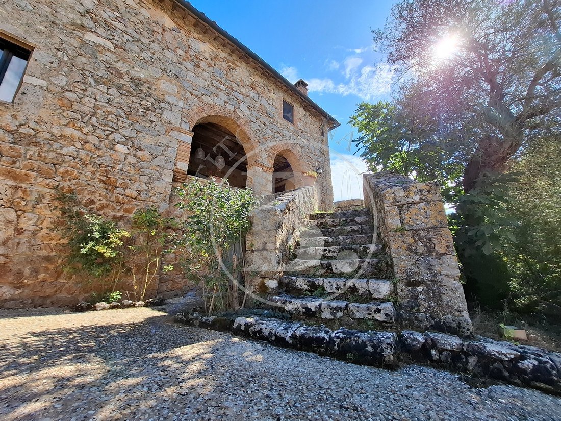 Villa in Sovicille, Tuscany, Italy 5 - 16738507