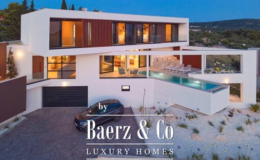 Villa in Primosten, Sibenik-Knin County, Croatia 1