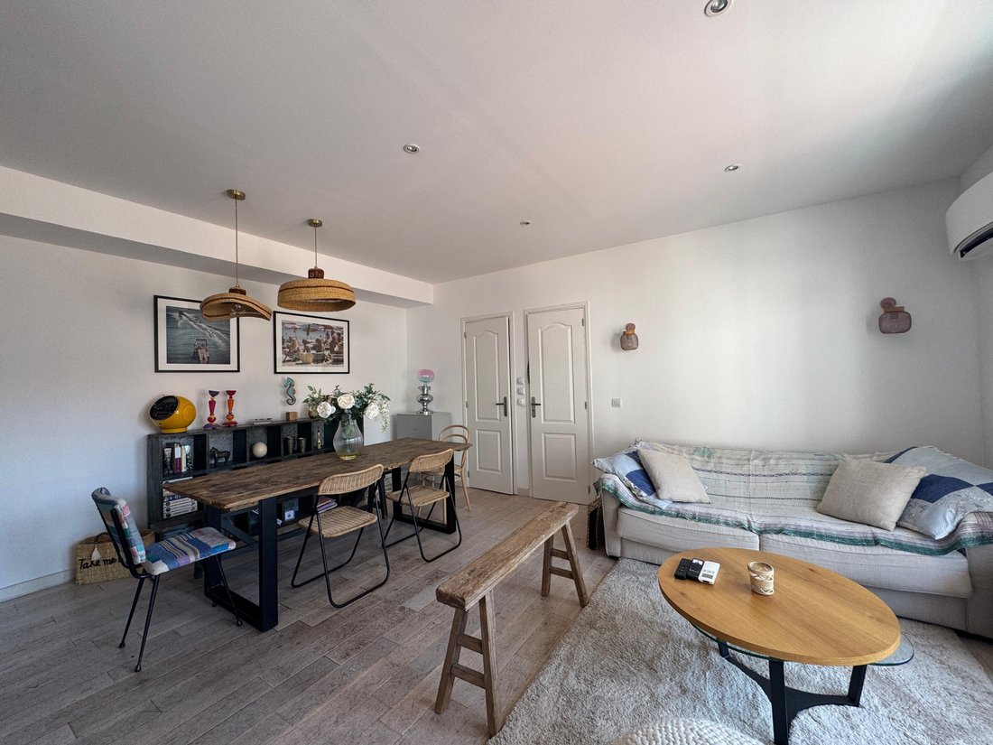 Apartment in Saint Nicolas, Cannes, France 2 - 16738014