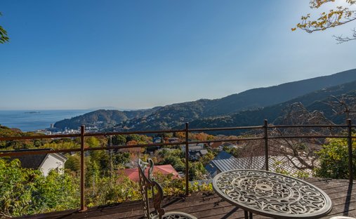 House in Atami, Shizuoka, Japan 1