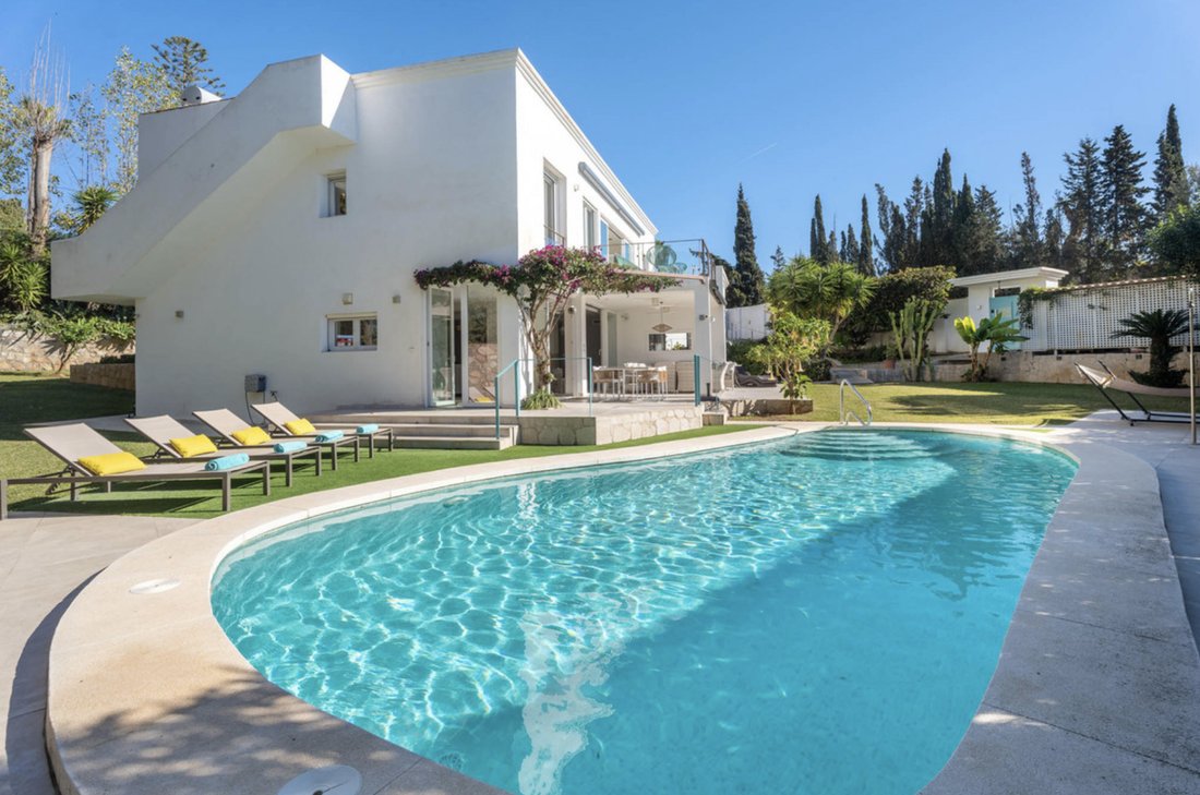 Villa in Marbella, Andalusia, Spain 1 - 16738073
