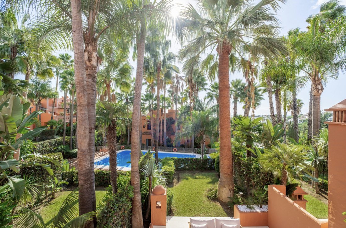 Townhouse in Golden Mile, Andalusia, Spain 2 - 16738046