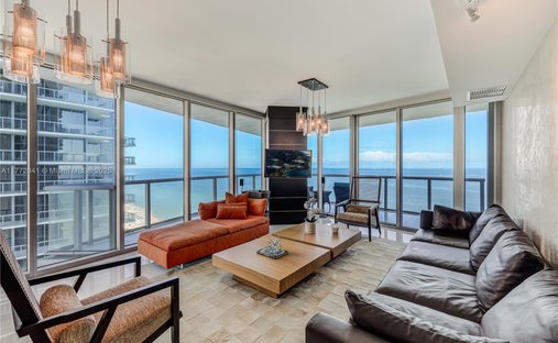 Condo in Golden Beach, Florida, United States 1