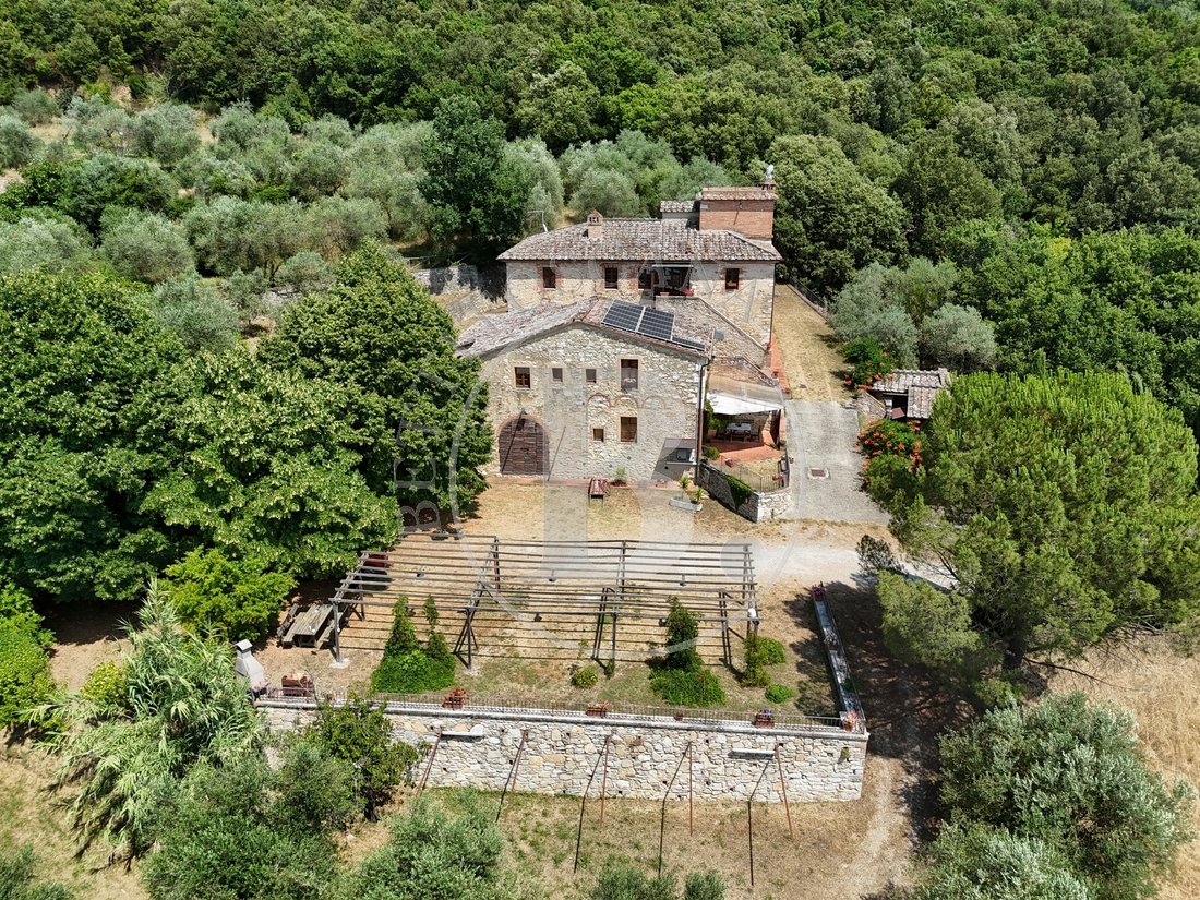 Villa in Rapolano Terme, Tuscany, Italy 2 - 16738791