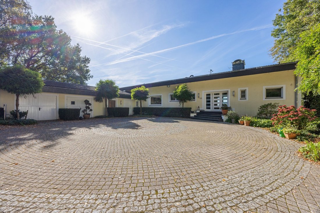 House in Düsseldorf, North Rhine-Westphalia, Germany 3 - 16739080