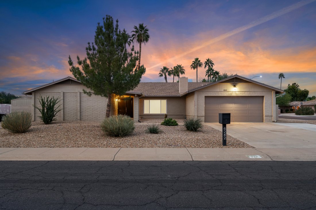 Scottsdale, Arizona, United States 2 - 16739010