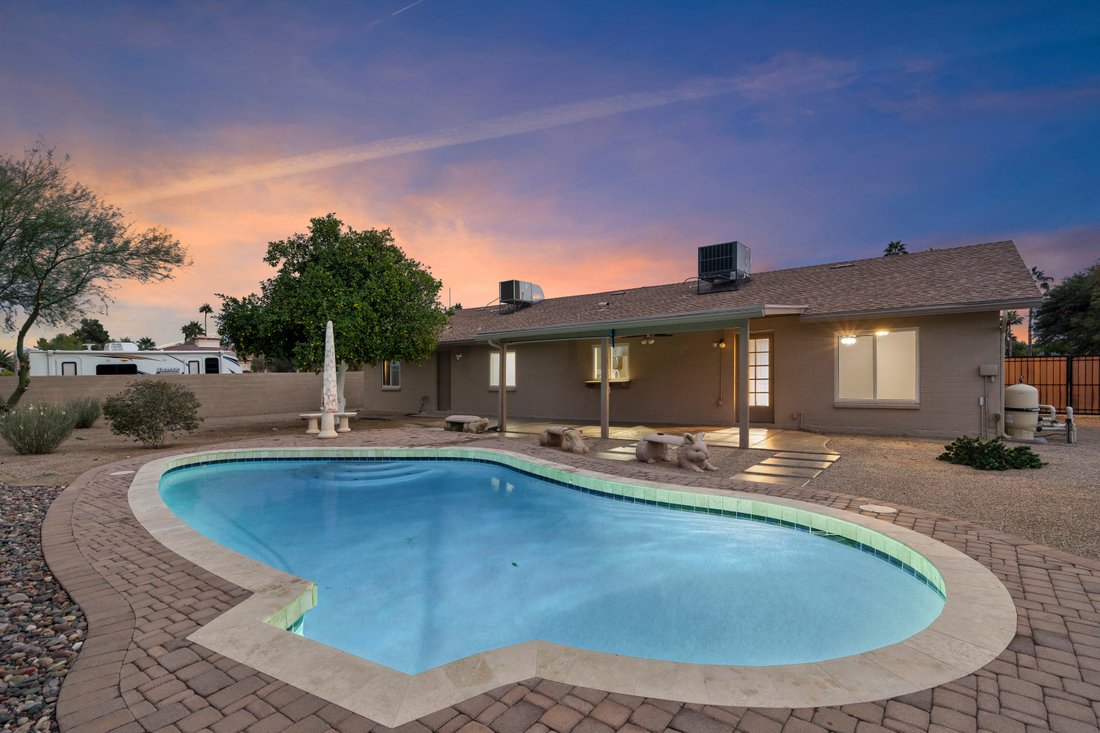 Scottsdale, Arizona, United States 1 - 16739010