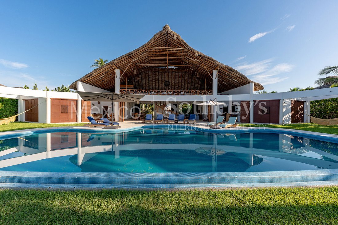 Puerto Escondido, Oaxaca, Mexico 5 - 16739085