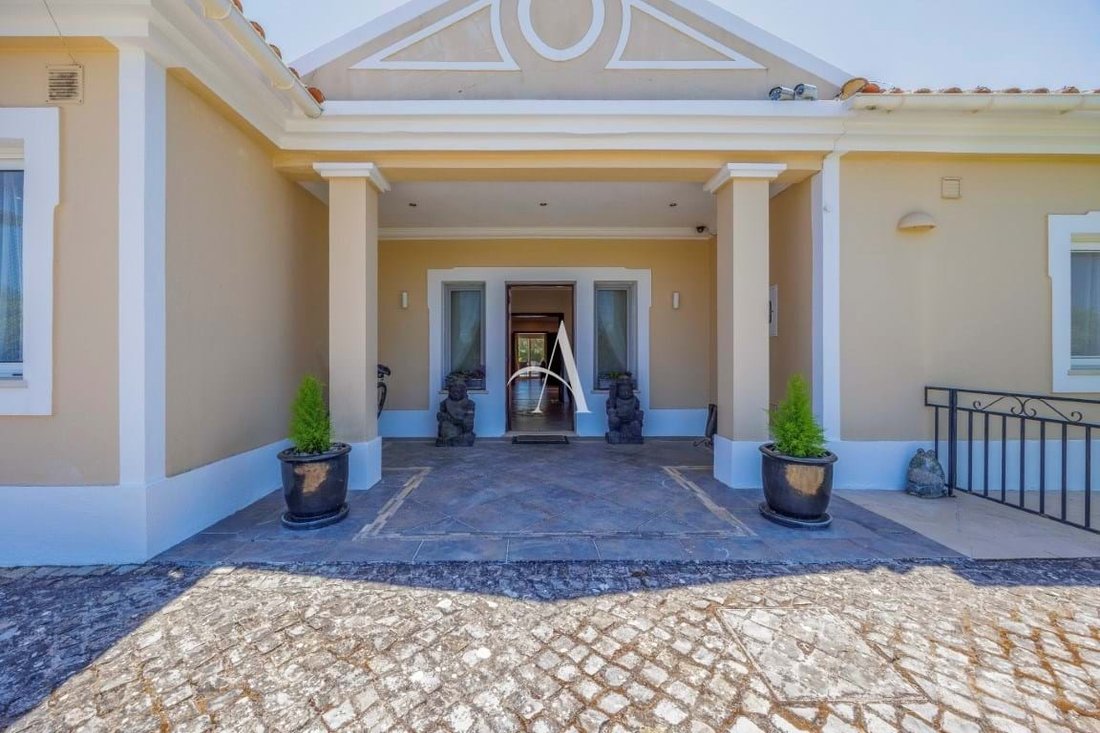 Villa in Santa Barbara de Nexe, Algarve, Portugal 4 - 16739049