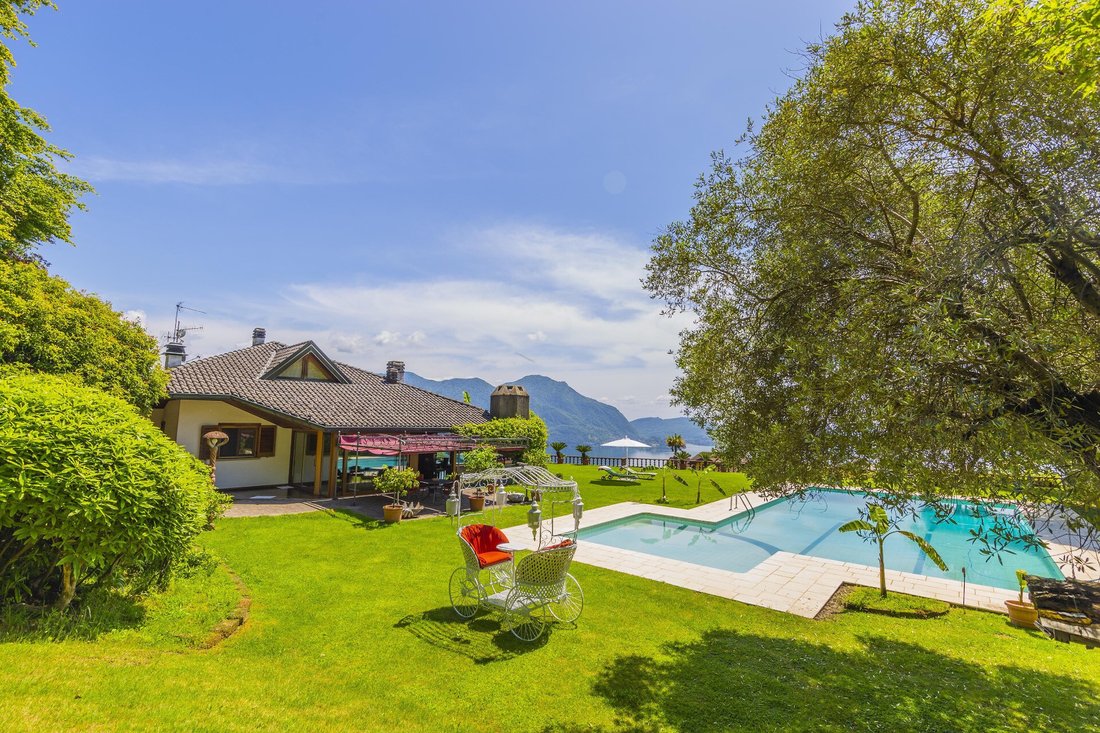 Villa in Arizzano, Piedmont, Italy 1 - 16739225