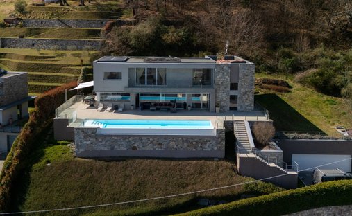 Villa in Massino Visconti, Piedmont, Italy 1