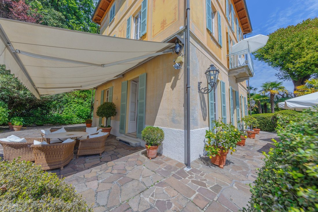 Villa in Oggebbio, Piedmont, Italy 4 - 16739228