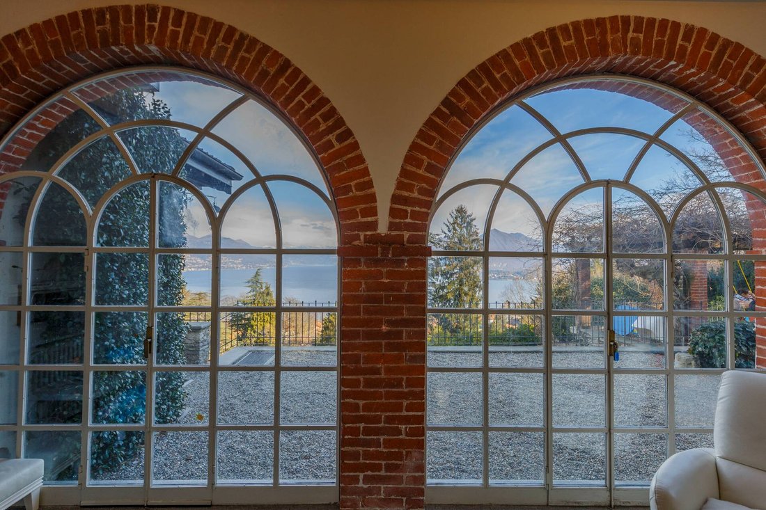 Villa in Stresa, Piedmont, Italy 4 - 16739226
