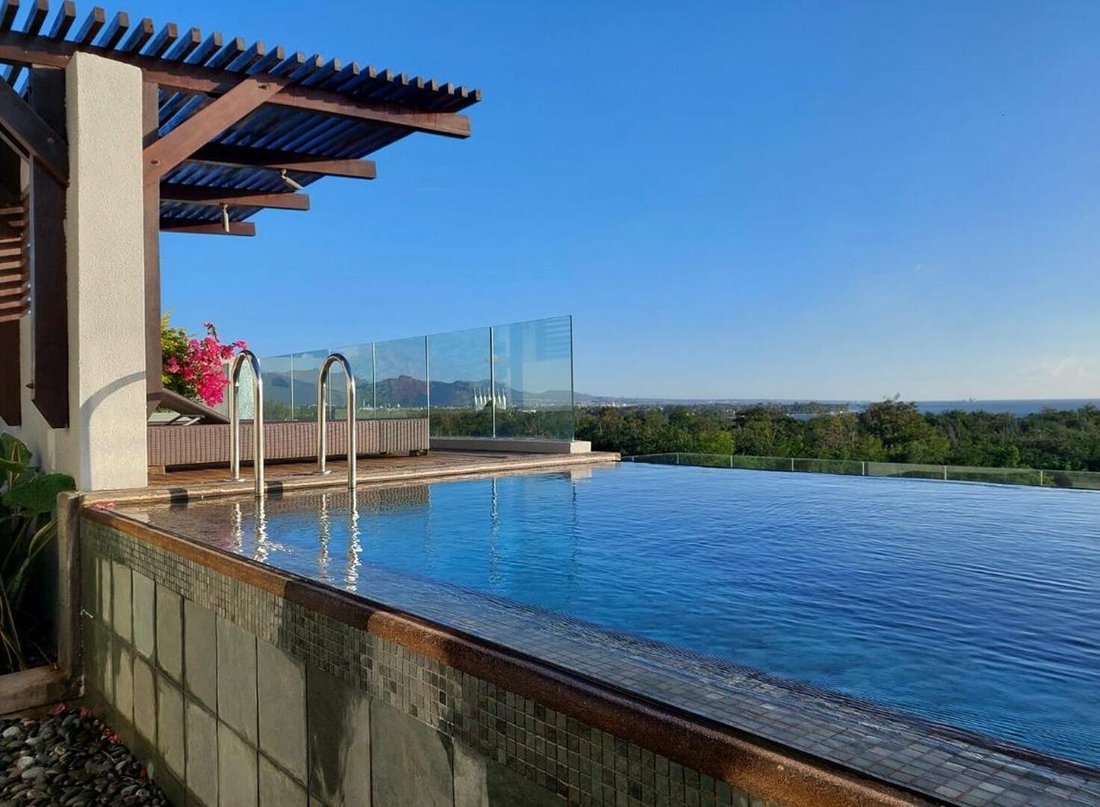 Apartment in Pointe aux Piments, Pamplemousses District, Mauritius 1 - 16739767
