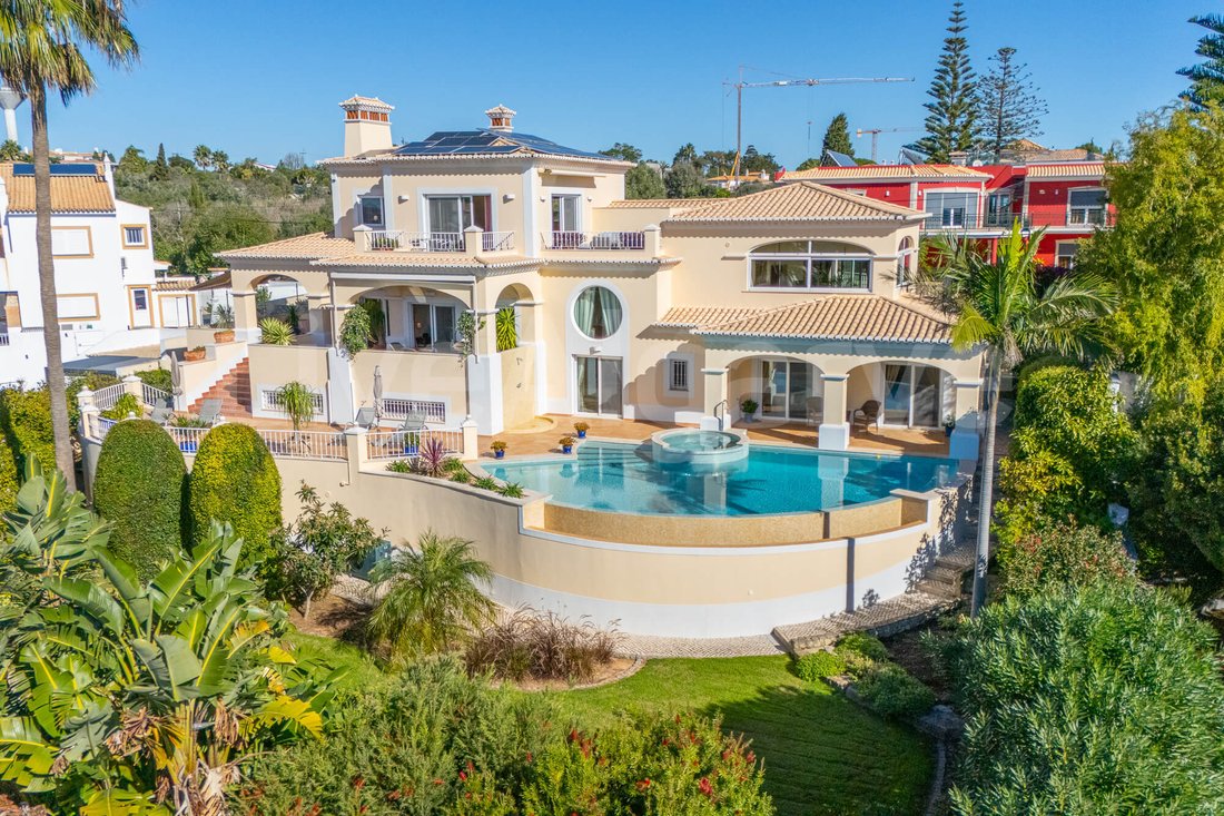 Villa a Praia da Luz, Algarve, Portogallo 1 - 16739361