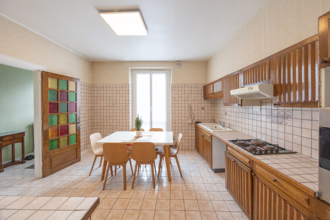 House in Lagny-sur-Marne, Ile-de-France, France 4 - 16739892