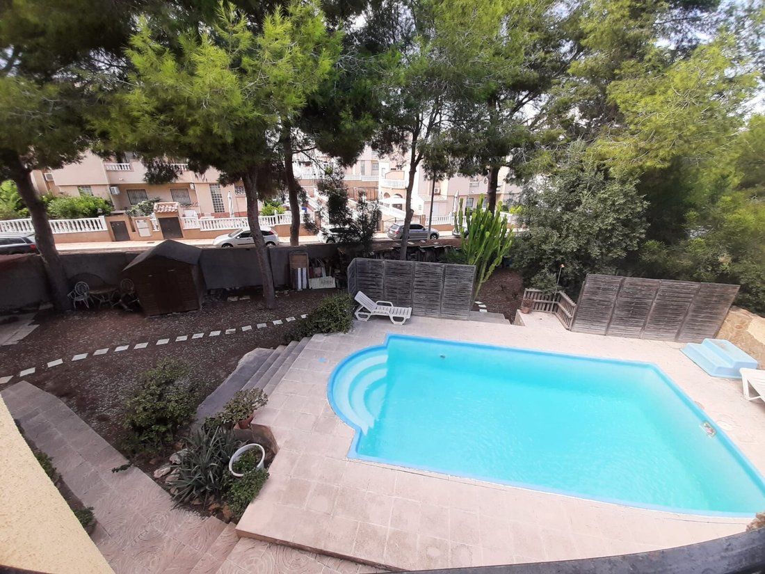 Villa in Orihuela, Valencian Community, Spain 5 - 16739605