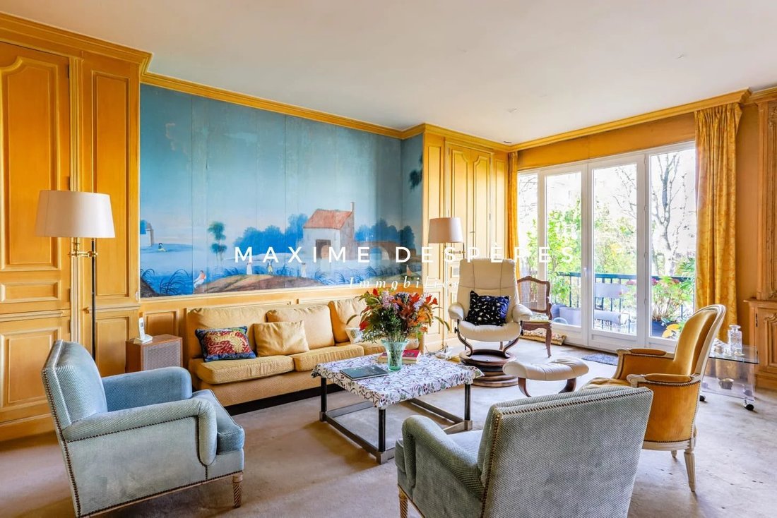 Apartment in Puteaux, Ile-de-France, France 1 - 16740015