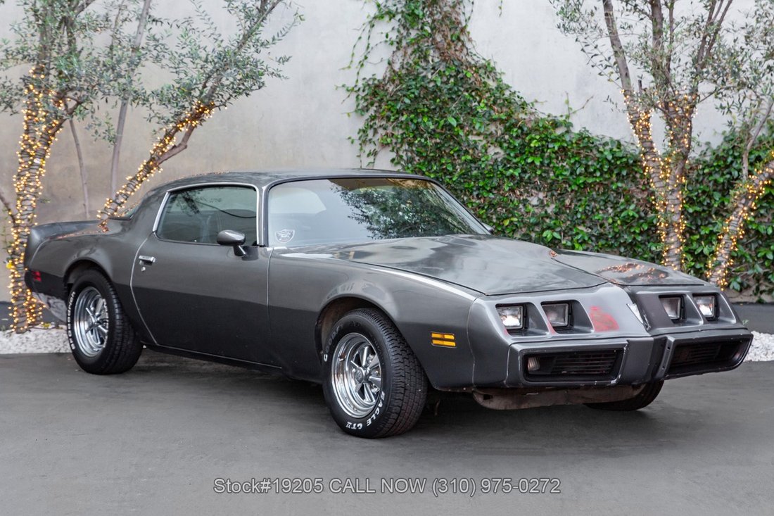Pontiac Firebird Formula in Los Angeles, CA 1 - 16740021