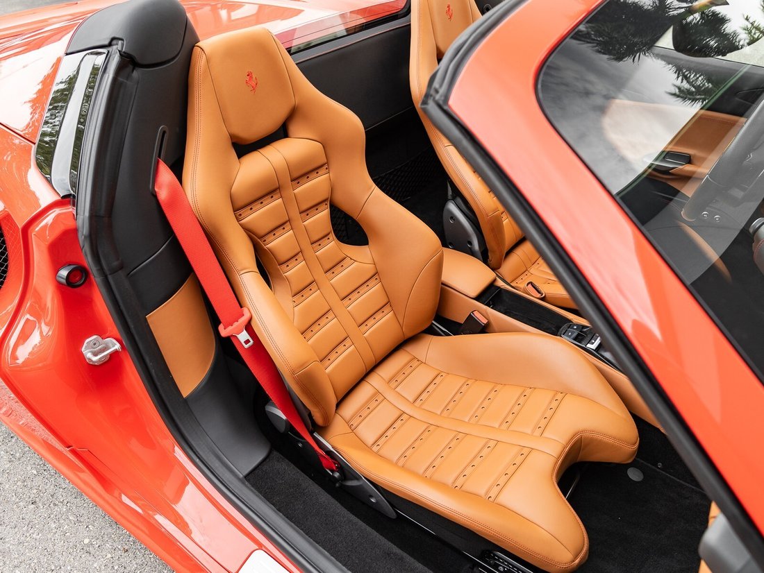 Cabriolet in Naples, FL 4 - 16702450