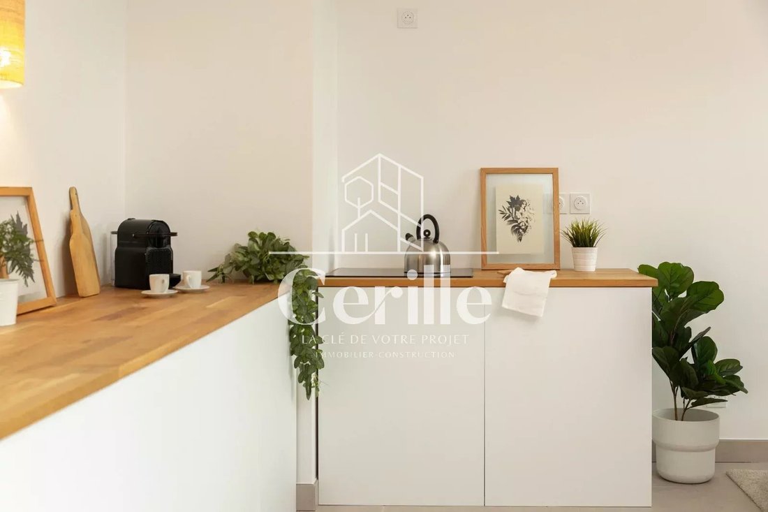 Apartment in Mazenod-Bellevue-Saint Donat-Banon, Aix-en-Provence, France 1 - 12575710