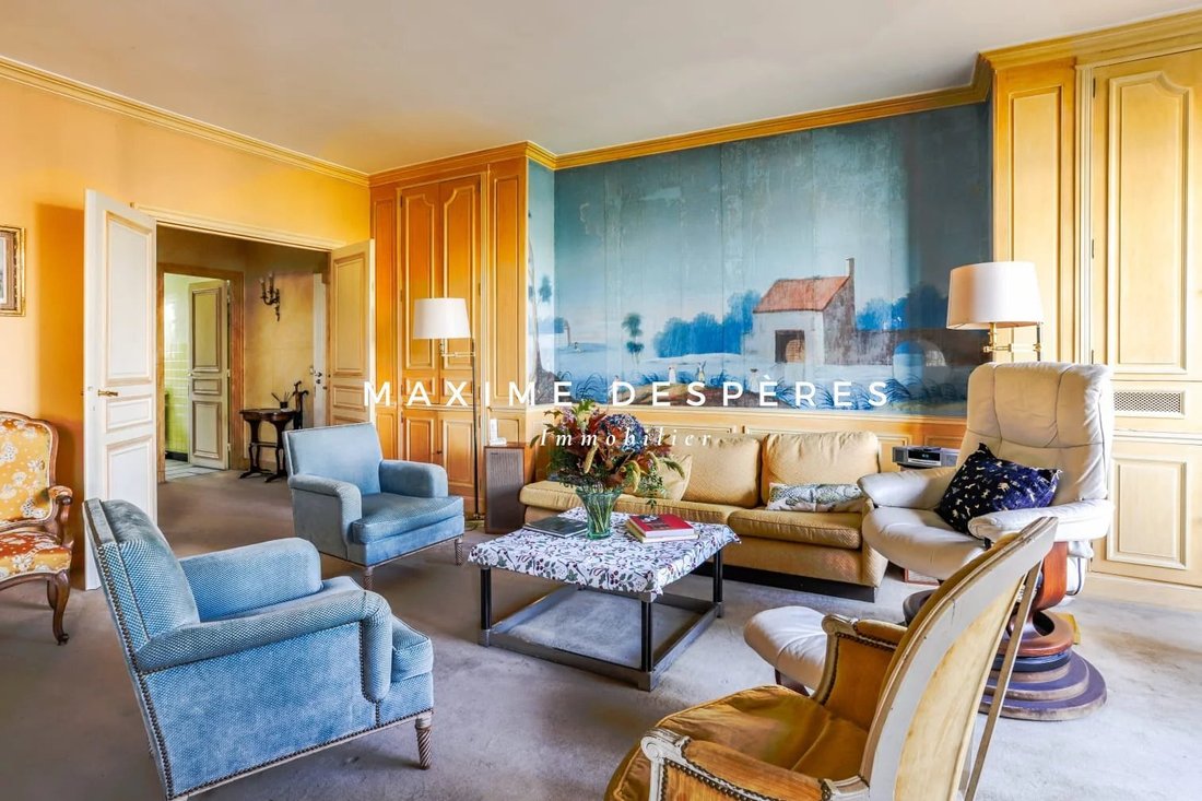 Apartment in Puteaux, Ile-de-France, France 2 - 16740015
